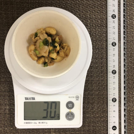 小鉢1杯分の鶏肉のカシューナッツ炒め