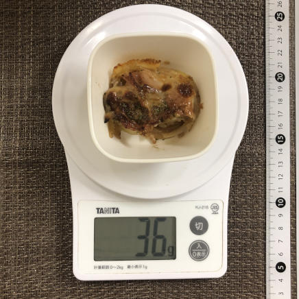 小鉢1杯分のじゃがいもとベーコンのチーズ焼き