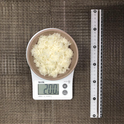 茶碗(中)大盛り200gのバターライス