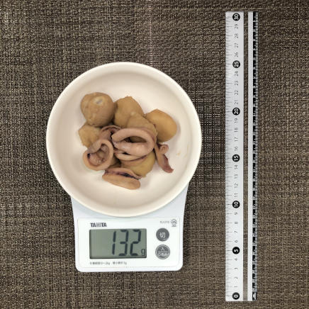 中皿1杯1・1人前132gの里芋の煮物