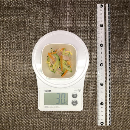 おつまみ皿1杯30gの春雨サラダ