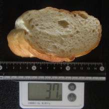 フランスパン(長さ約14cm) 37g