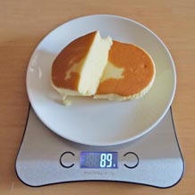 山崎製パンのチーズ蒸しケーキの中身