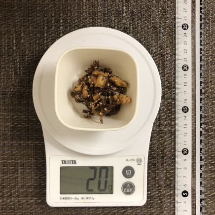 おつまみ皿1杯分のちりめんくるみ