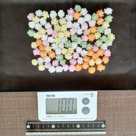 100gの金平糖 100g