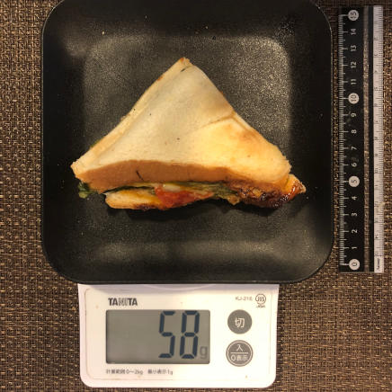 1/4個のホットサンド 58g