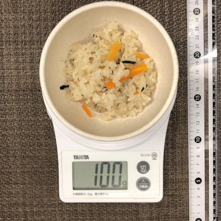 100g分のひじきご飯