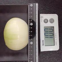 オニオンサラダ100g分の玉ねぎ