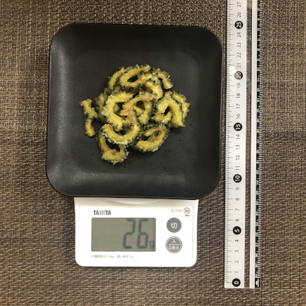平皿1枚分のゴーヤチップス