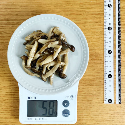 1人前のしめじのバター炒め