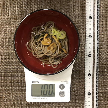 100g分のなめこそば