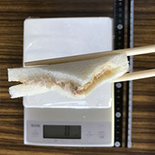 ツナサンドのクロースアップ