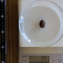 アーモンドチョコ、1個(小)