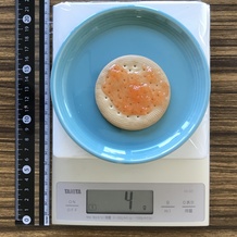 ビスケット に塗ったにんじんジャム 4g