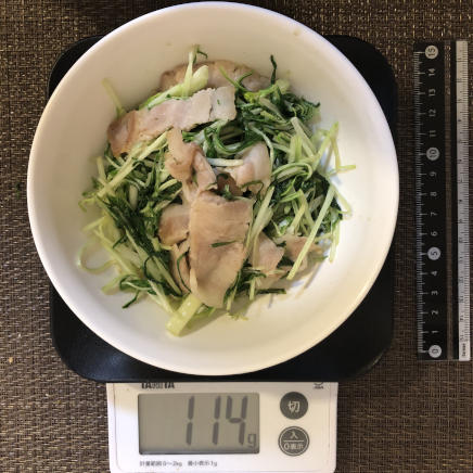 中皿1杯の水菜炒め 114g