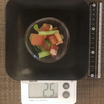 おつまみ皿1杯の小松菜のサラダ 25g