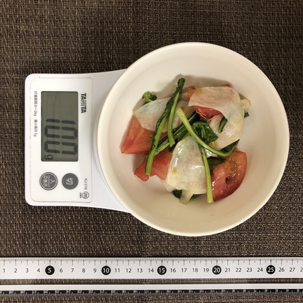 100g分のかぶのサラダ