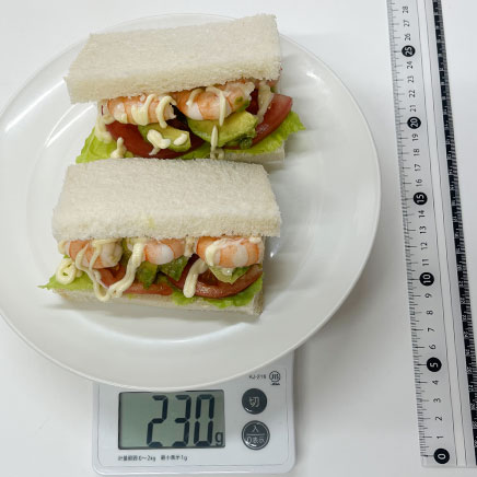 食パン1枚分・1人前のアボカドサンド