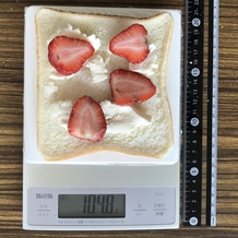 クリームチーズを使ったいちごサンド 104.8g