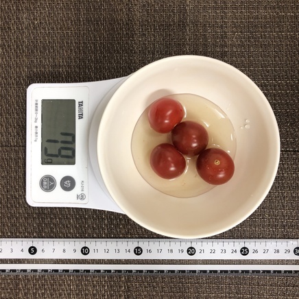 半人前のミニトマトのピクルス