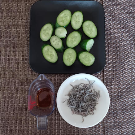 きゅうり塩昆布の材料