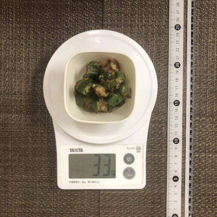 おつまみ皿1皿・1人前のオクラのおかか和え