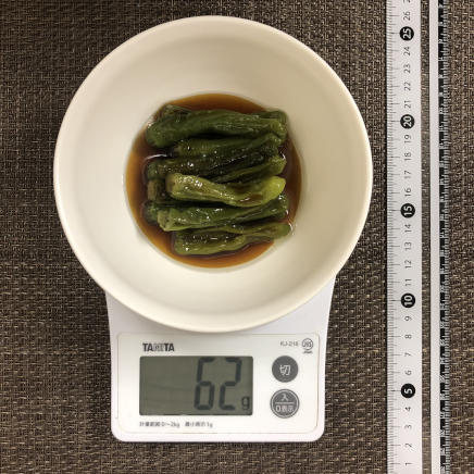 8本分のししとうの煮浸し