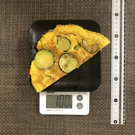 半人前のズッキーニのオムレツ