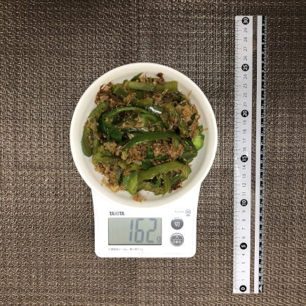 1人前162gのピーマンおかか炒め