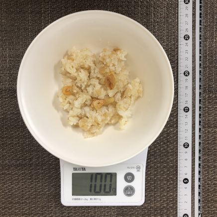 100g分のガーリックバターライス