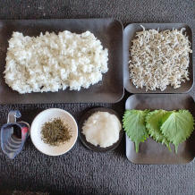 しらす丼の材料