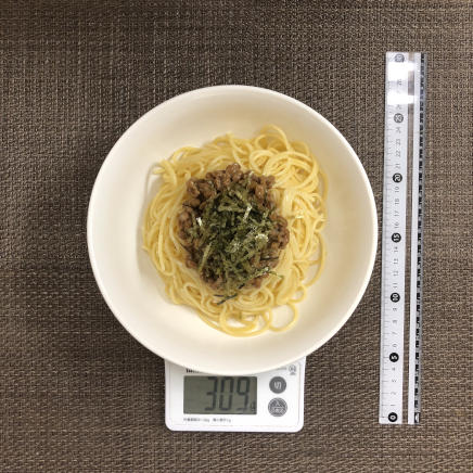 大皿1皿・1人前の納豆パスタ