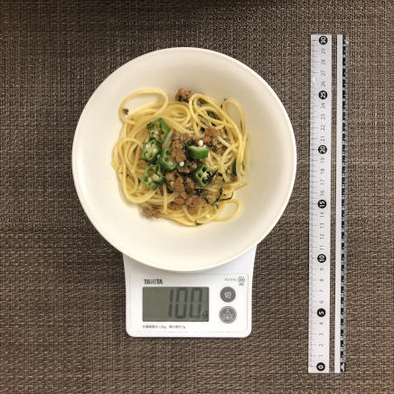 100g分の納豆オクラパスタ