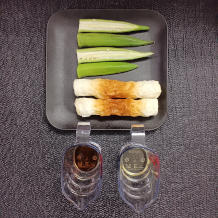 オクラちくわの材料