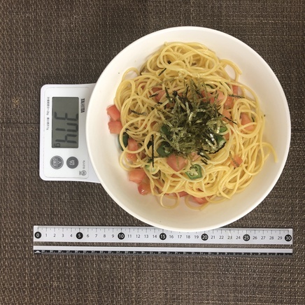 大皿1皿分のオクラトマトパスタ