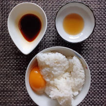 卵かけご飯・ごま油・醬油