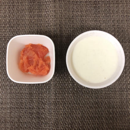 小皿1皿分の明太子クリームに使った材料(明太子・ホワイトソース)