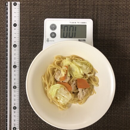 100g分のバター醤油焼きそば