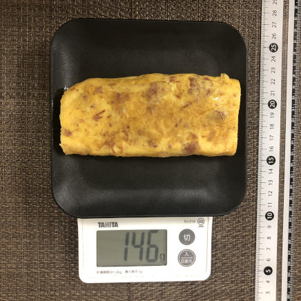 中皿1皿分・1人前のコンビーフの卵焼き