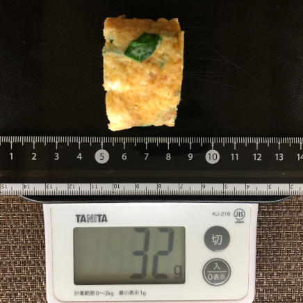 1/4本(約1/2個分)のニラ卵焼き 32g