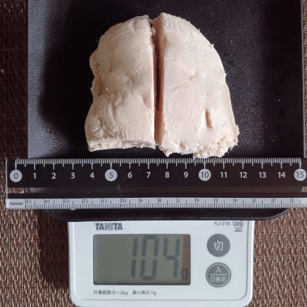 鶏ハム約1/2枚 104g