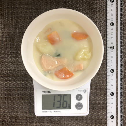 中皿1皿分の鮭シチュー