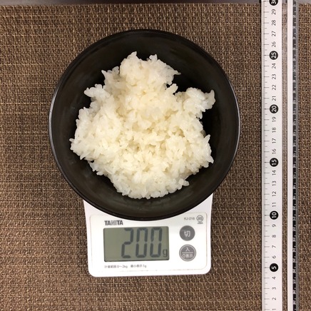 1人前の野菜炒め定食のご飯