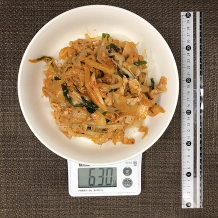 丼1杯・1人前の豚キムチ丼