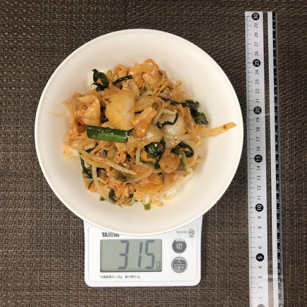 半人前の豚キムチ丼