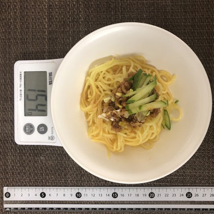 半人前のジャージャー麵