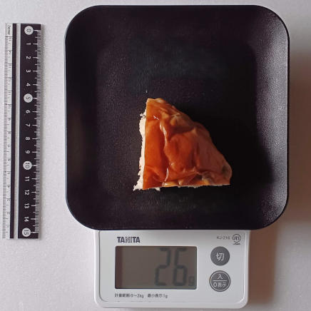 約1/4個26gの豆パン