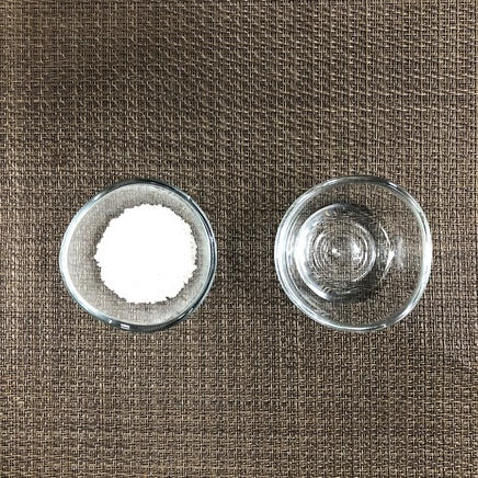 1個分の白玉団子の材料（白玉粉・水）