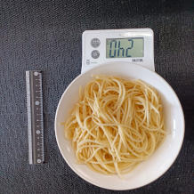 茹でたスパゲッティ 240g