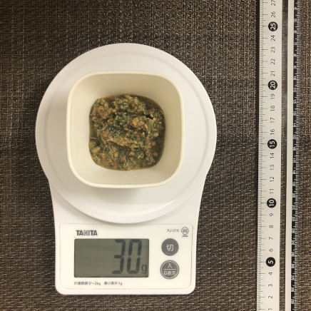 おつまみ皿1杯30g分のトラパネーゼソース